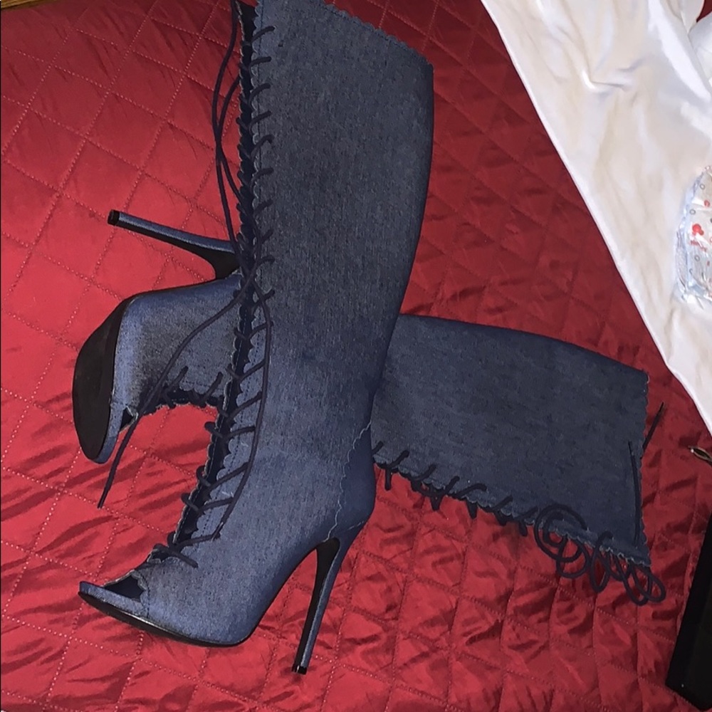 Tall blue Jean boots!! 🦋